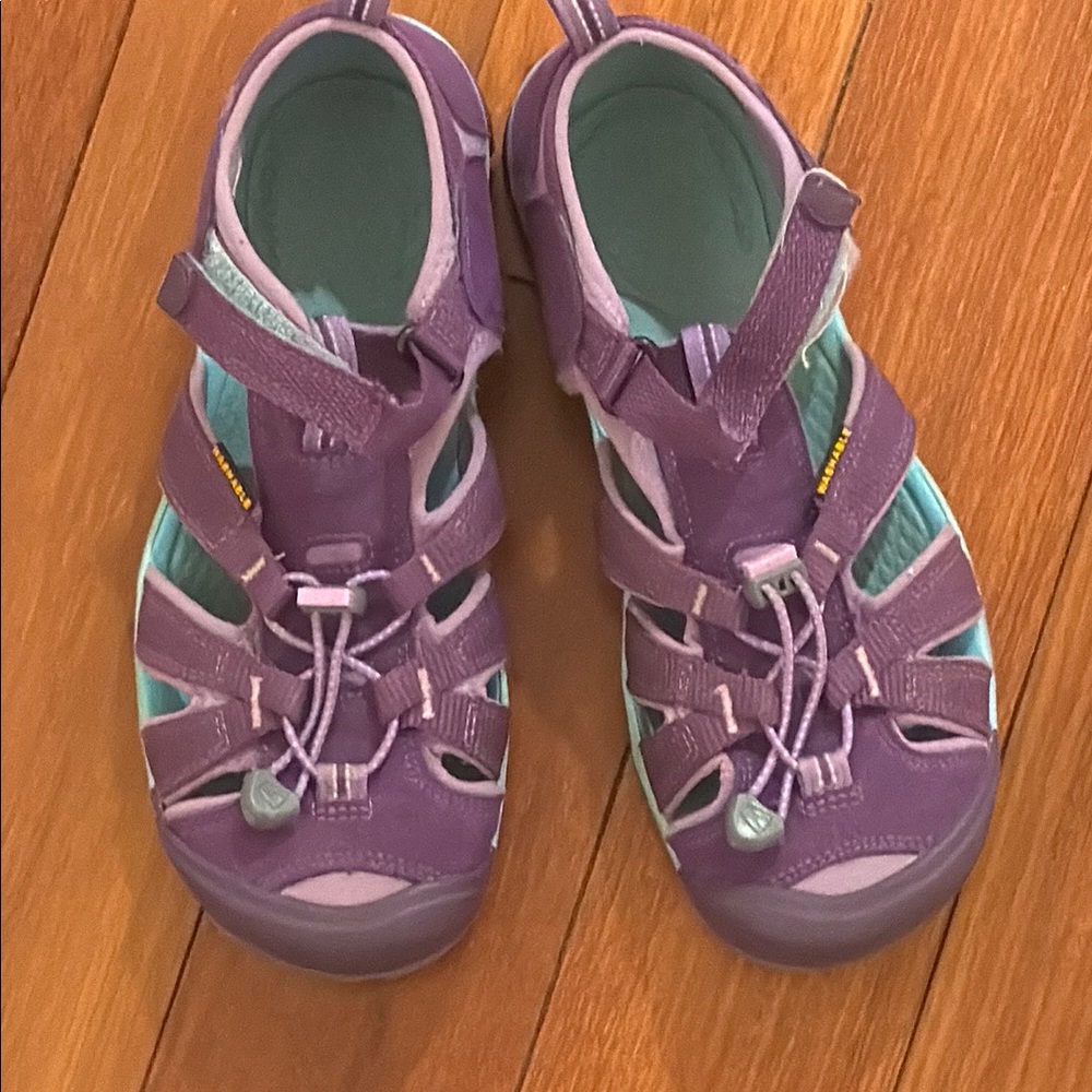 Keen Purple Sandals big kids 5